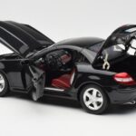 Mercedes SLK R171 Obsidian Black Metallic Minichamps 1:18 B66962319 Diecast - image 6 of 9