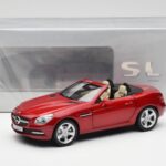 Mercedes SLK R172 Designo Zircon Red Minichamps 1:18 B66960513 Diecast - image 8 of 8