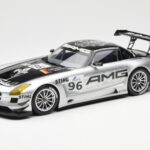 Mercedes SLS AMG GT3 #96 M. Hakkinen AMG Customer Sports 6 Hours of Zhuhai ILMC 2011 Minichamps 1:18 B66960197 Diecast