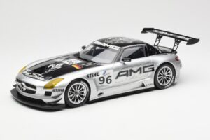 Mercedes SLS AMG GT3 #96 M. Hakkinen AMG Customer Sports 6 Hours of Zhuhai ILMC 2011 Minichamps 1:18 B66960197 Diecast
