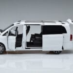 Mercedes V-Class W447 V260L White Mercedes 1:18 QALCN89911149 Diecast - image 5 of 8