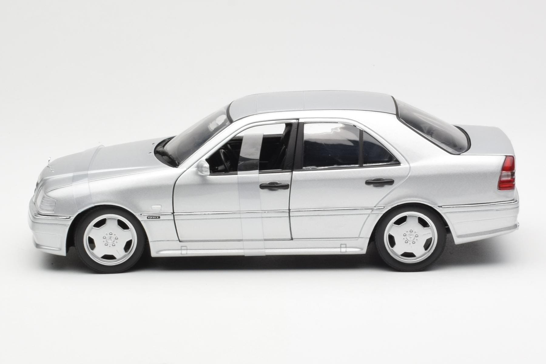 Mercedes C36 AMG W202 Silver UT Models 1:18 180035000 Diecast - image 3 of 6