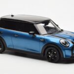 Mini Cooper S F56 Island Blue Otto 1:18 OT982 Resin - image 4 of 6