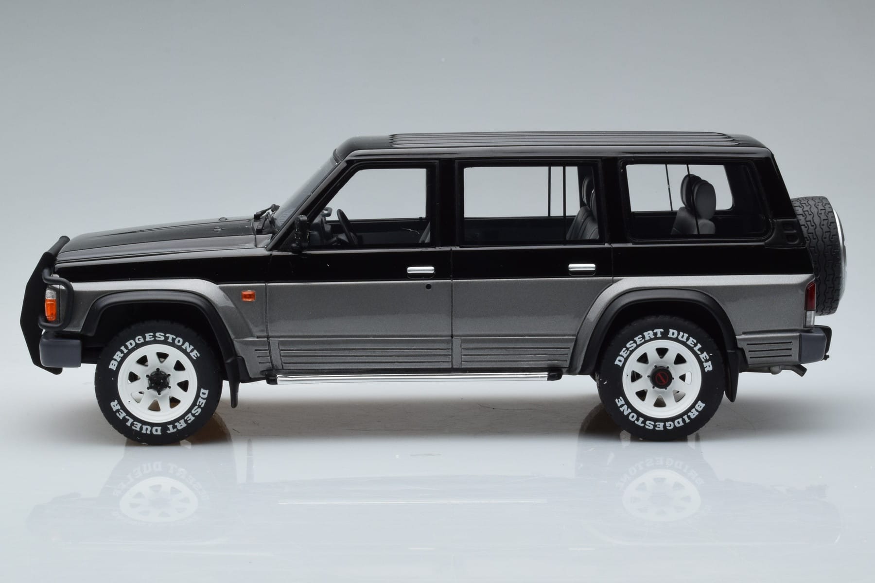 Nissan Patrol GR Y60 Gray Otto 1:18 OT993 Resin - image 3 of 6