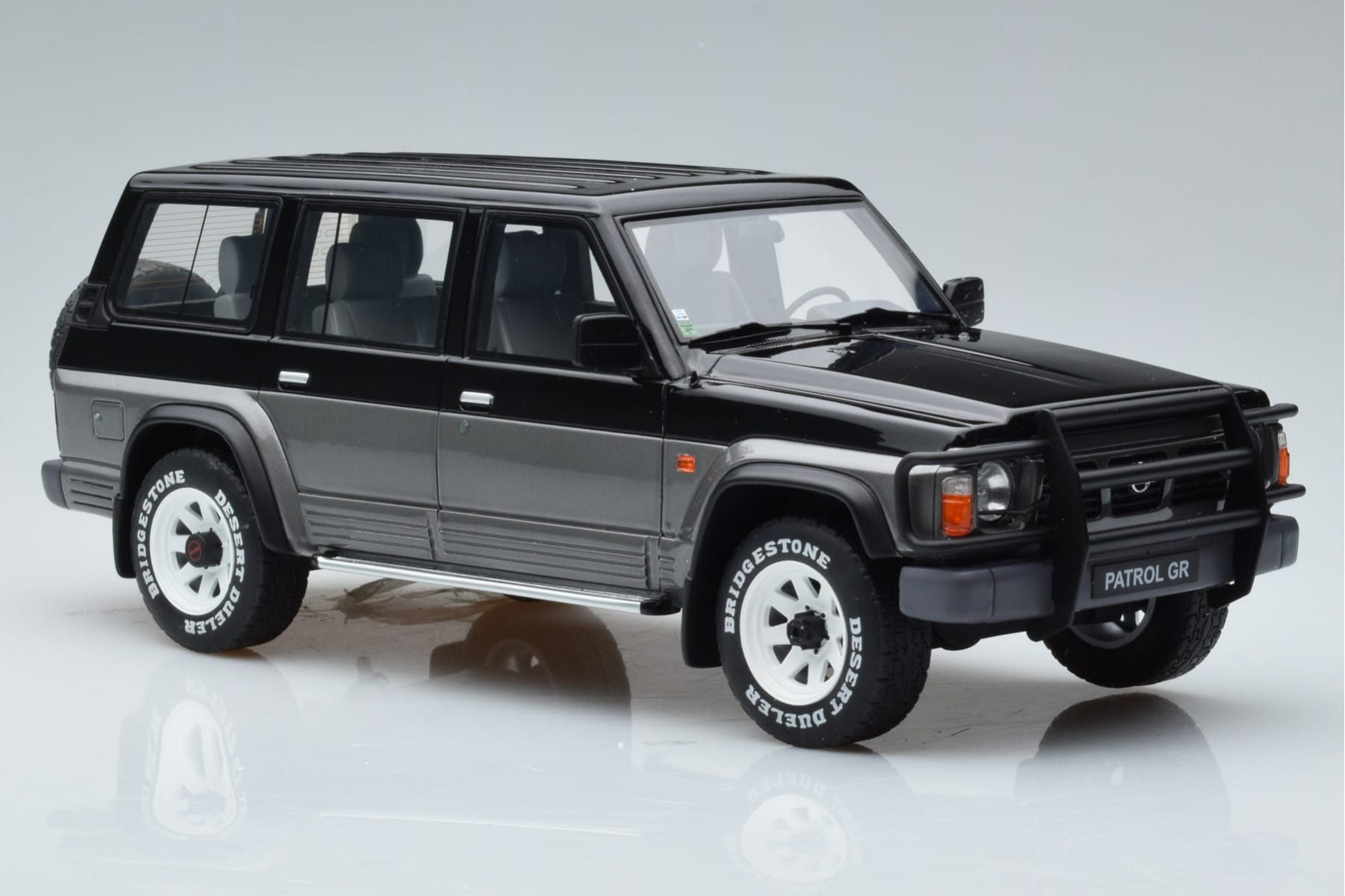 Nissan Patrol GR Y60 Gray Otto 1:18 OT993 Resin - image 4 of 6