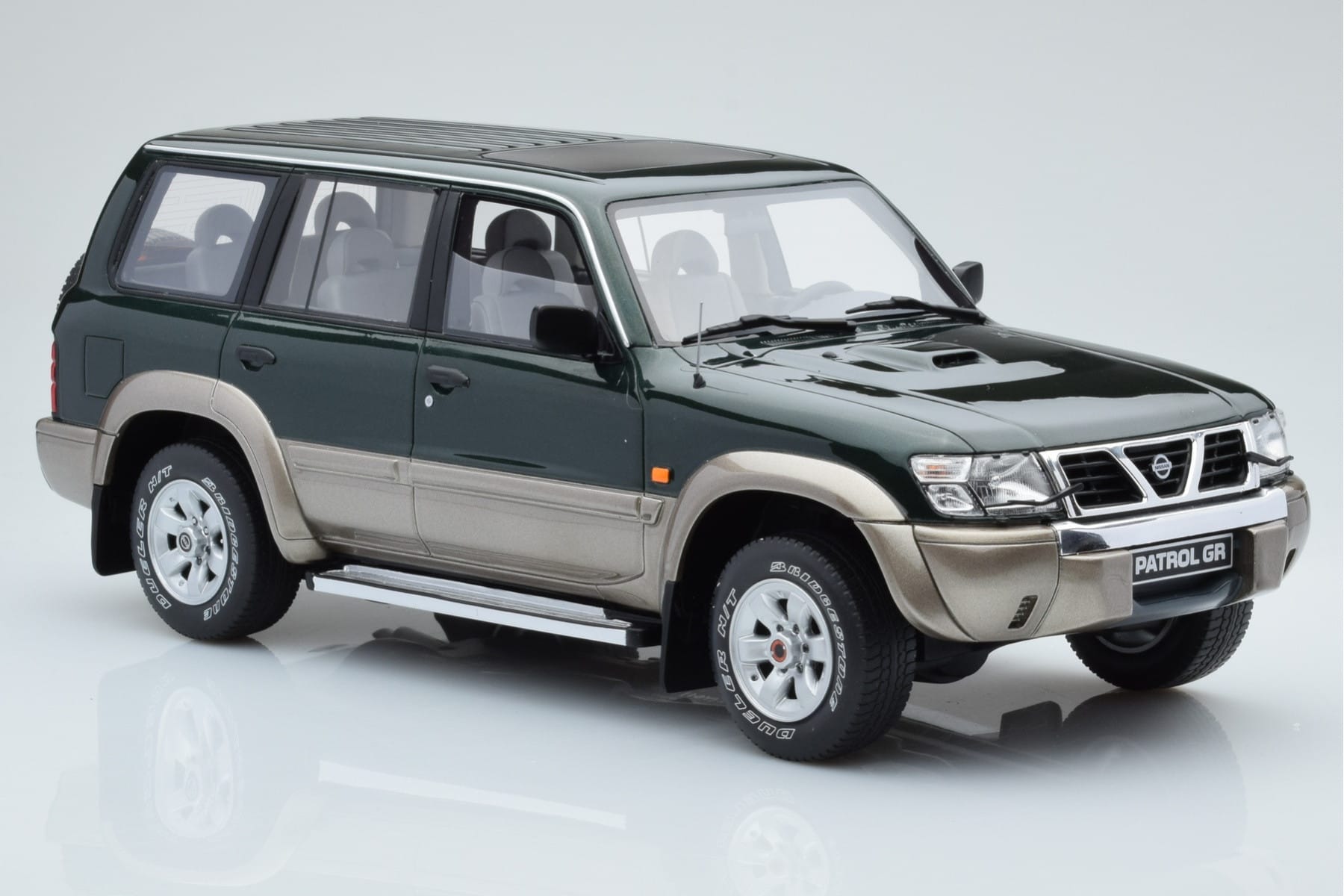 Nissan Patrol GR Y61 Green Otto 1:18 OT433 Resin - image 3 of 5