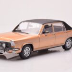 Opel Diplomat B Beige Metallic MCG 1:18 MCG18335 Diecast