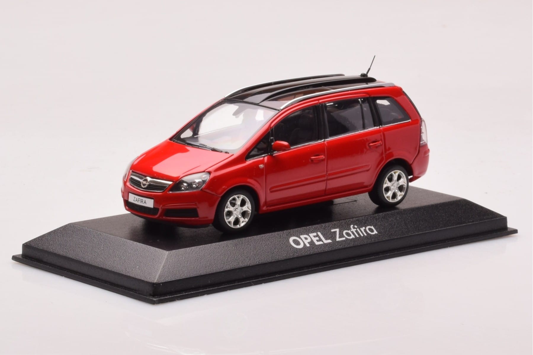 Opel Zafira B OPC Red Minichamps 1:43 400045300 Diecast - image 2 of 4