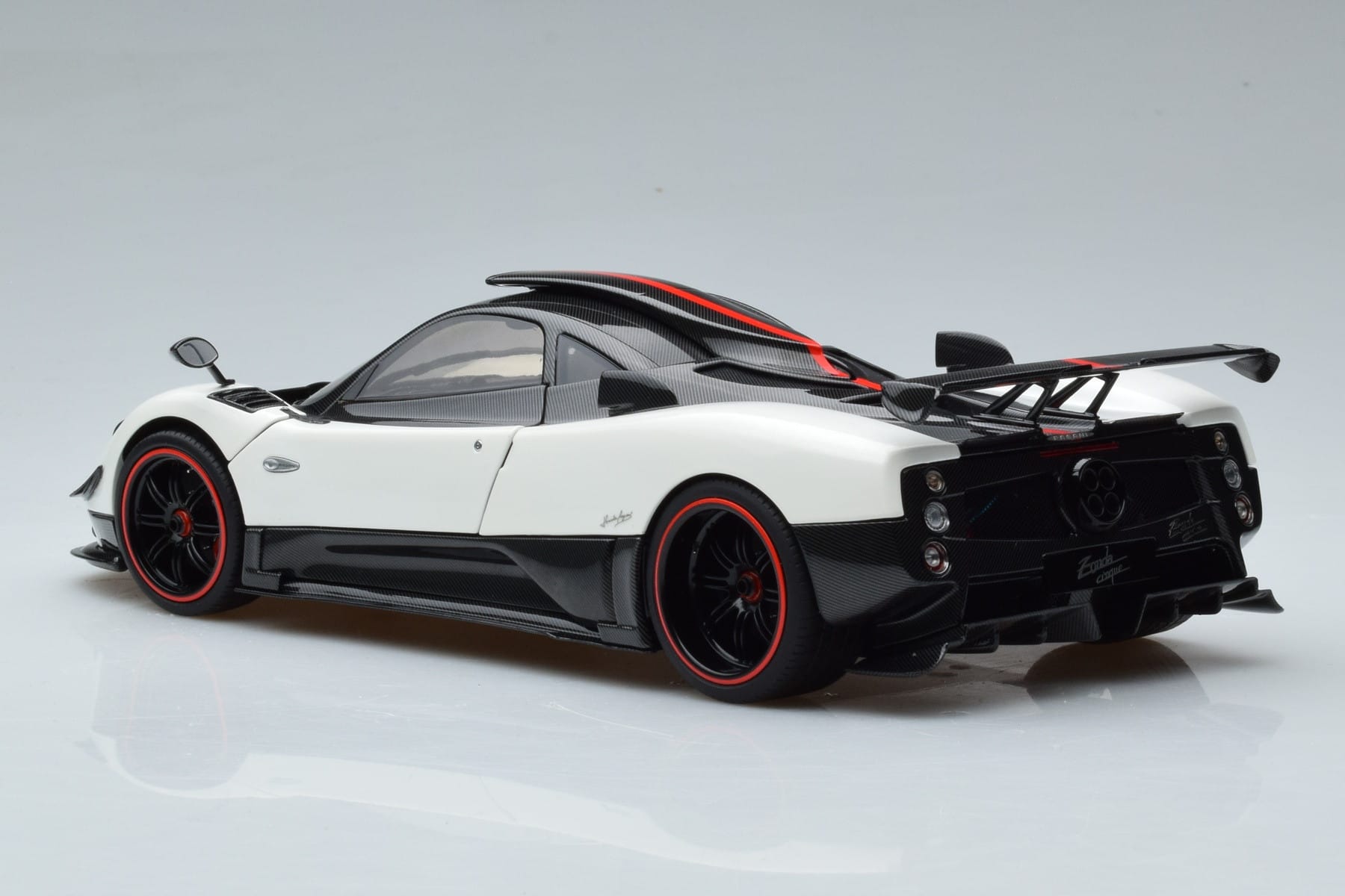 Pagani Zonda Cinque White Benny Almost Real 1:18 850601001 Diecast - image 7 of 12