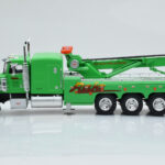 Peterbilt 359 Wrecker Road Service Green IXO 1:43 TTR031 Diecast - image 3 of 5