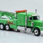 Peterbilt 359 Wrecker Road Service Green IXO 1:43 TTR031 Diecast - image 4 of 5
