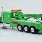 Peterbilt 359 Wrecker Road Service Green IXO 1:43 TTR031 Diecast - image 5 of 5