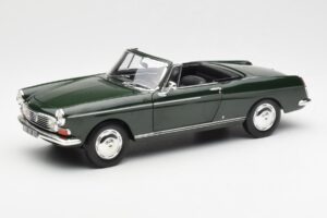 Peugeot 404 Cabriolet Antique Green Limited Edition Norev 1:18 184829 Diecast
