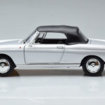 Peugeot 404 Cabriolet Silver Norev 1:18 184835 Diecast - image 4 of 8