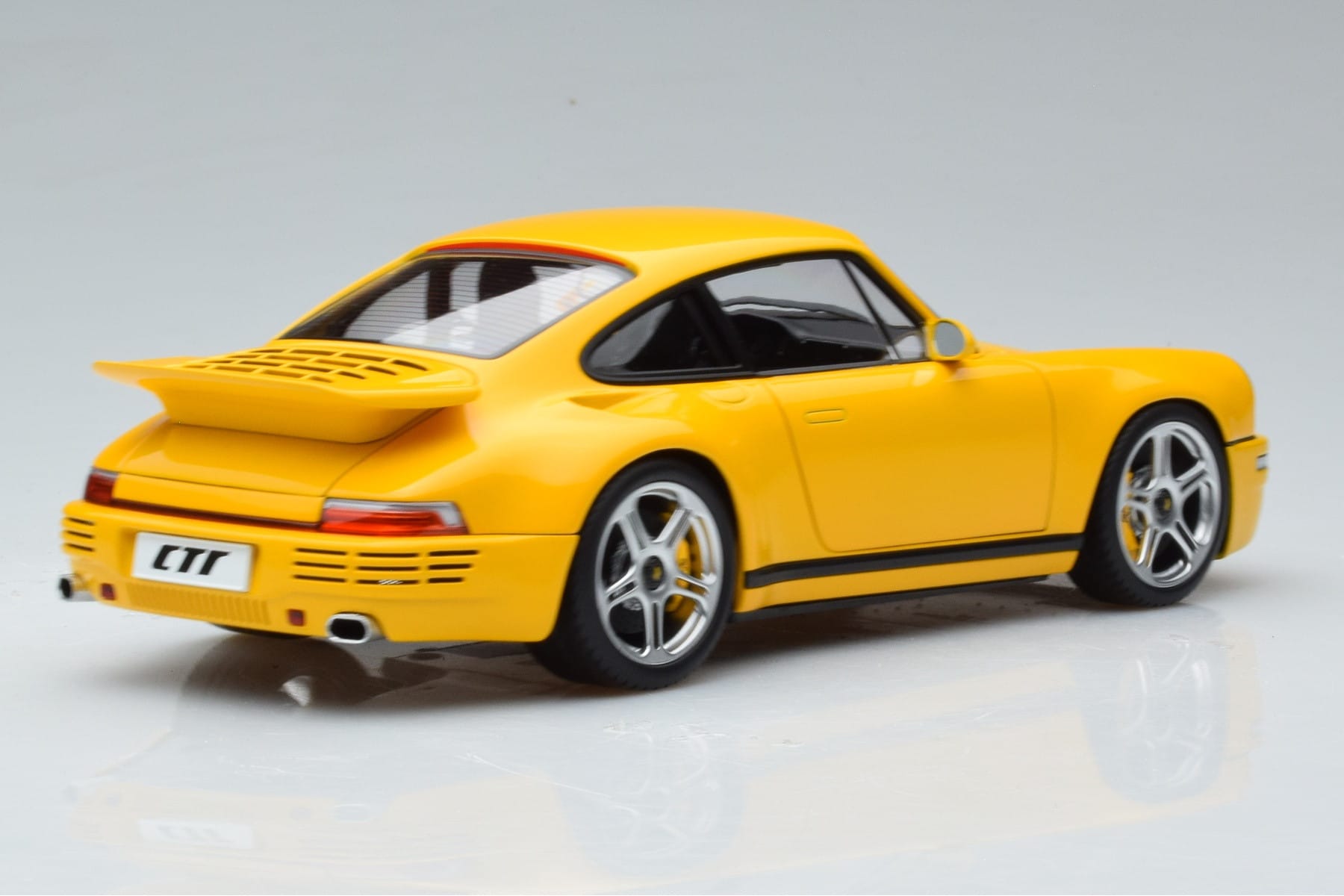 Porsche 911 964 RUF CTR Anniversary Blossom Yellow Almost Real 1:18 880301 Diecast - image 3 of 8