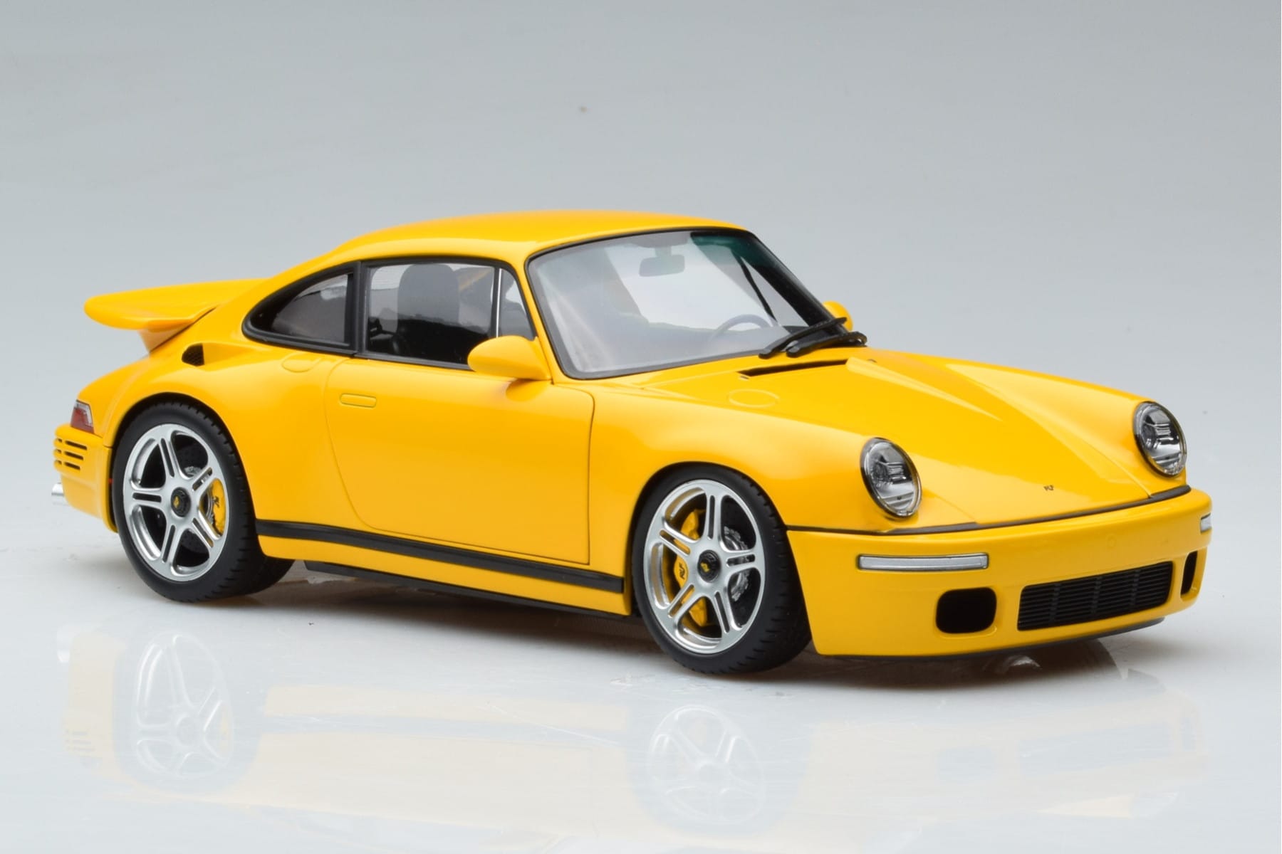 Porsche 911 964 RUF CTR Anniversary Blossom Yellow Almost Real 1:18 880301 Diecast - image 6 of 8