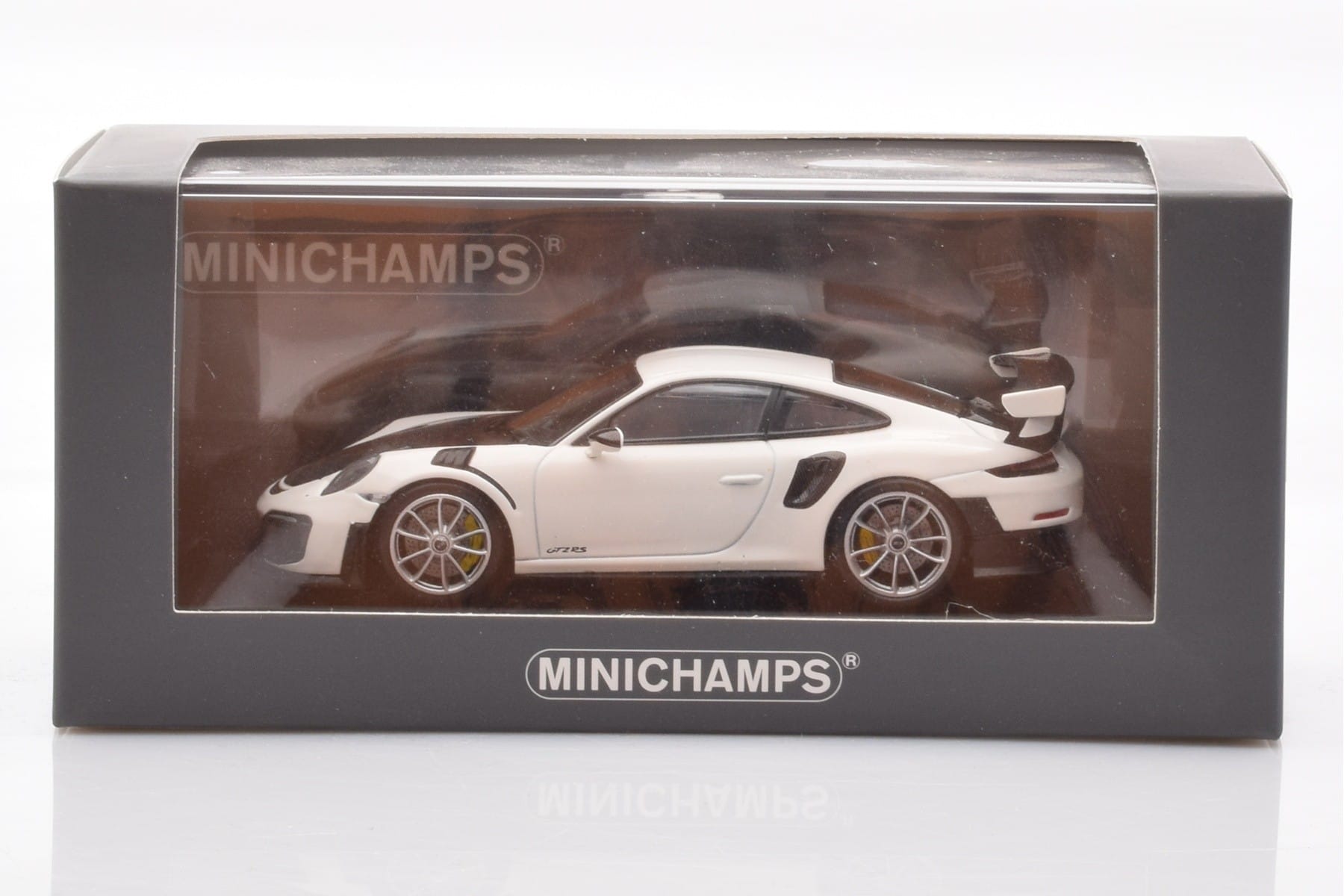Porsche 911 991.2 GT2 RS White Minichamps 1:43 CA04318004 Diecast - image 4 of 4