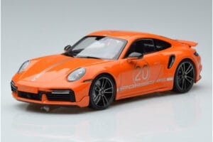 Porsche 911 992 Turbo S China 20th Anniversary Orange Minichamps 1:18 155069171 Diecast