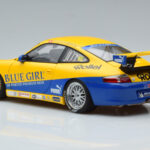 Porsche 911 996 GT3 Cup #88 Macau Winner 2005 AUTOart 1:18 80574 Diecast - image 6 of 7