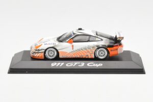 Porsche 911 996 GT3 Cup #1 Mobil 1 VIP Car Minichamps 1:43 WAP02012115 Diecast