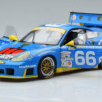 Porsche 911 996 GT3 R #6 24 Hours of Daytona GT Class Winner 2002 AUTOart 1:18 80273 Diecast - image 2 of 7