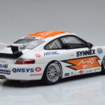 Porsche 911 996 GT3 R #1 C. Kwan Carrera Cup Asia 2004 AUTOart 1:18 80487 Diecast - image 3 of 7
