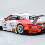 Porsche 911 GT3 R Frikadelli Racing Team #31 M. Arnold / I. Fernandez Winners VLN Round 3 2018 Minichamps 1:18 153186991 Diec - image 5 of 6