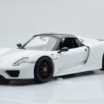 Porsche 918 Spyder Weissach Package White With Black Wheels Minichamps 1:18 113062443 Diecast - image 4 of 9