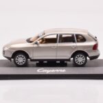 Porsche Cayenne 9PA Beige Minichamps 1:43 WAPC2000513 Diecast