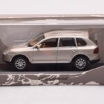 Porsche Cayenne 9PA Beige Minichamps 1:43 WAPC2000513 Diecast - image 4 of 4
