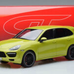 Porsche Cayenne GTS 92A Peridot Green GT Spirit 1:18 GT020A Resin - image 6 of 6
