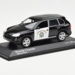 Porsche Cayenne 9PA Highway Patrol Minichamps 1:43 400066291 Diecast - image 2 of 4
