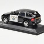 Porsche Cayenne 9PA Highway Patrol Minichamps 1:43 400066291 Diecast - image 3 of 4