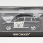 Porsche Cayenne 9PA Highway Patrol Minichamps 1:43 400066291 Diecast - image 4 of 4