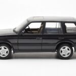 Range Rover P38 4.6 HSE Black Metallic AUTOart 1:18 70017 Diecast - image 4 of 9