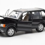 Range Rover P38 4.6 HSE Black Metallic AUTOart 1:18 70017 Diecast - image 9 of 9