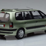 Renault Espace 3 Green Otto 1:18 OT430 Resin - image 2 of 6