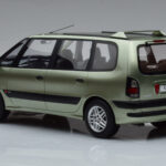 Renault Espace 3 Green Otto 1:18 OT430 Resin - image 5 of 6