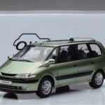 Renault Espace 3 Green Otto 1:18 OT430 Resin - image 6 of 6