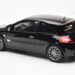 Renault Megane 2 RS Phase 2 Black Otto 1:18 OT1054 Resin - image 5 of 6