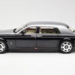 Rolls-Royce Phantom VII EWB Black and Silver Kyosho 1:18 08841BKS Diecast - image 4 of 8