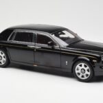 Rolls-Royce Phantom VII EWB Diamond Black Kyosho 1:18 08841DBK2 Diecast - image 6 of 8