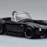 Shelby Cobra 427 S/C Black Kyosho 1:18 08048BK Diecast - image 5 of 9