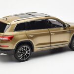 Skoda Kodiaq Gold FAW 1:18 ZSX000001GOL Diecast - image 3 of 8