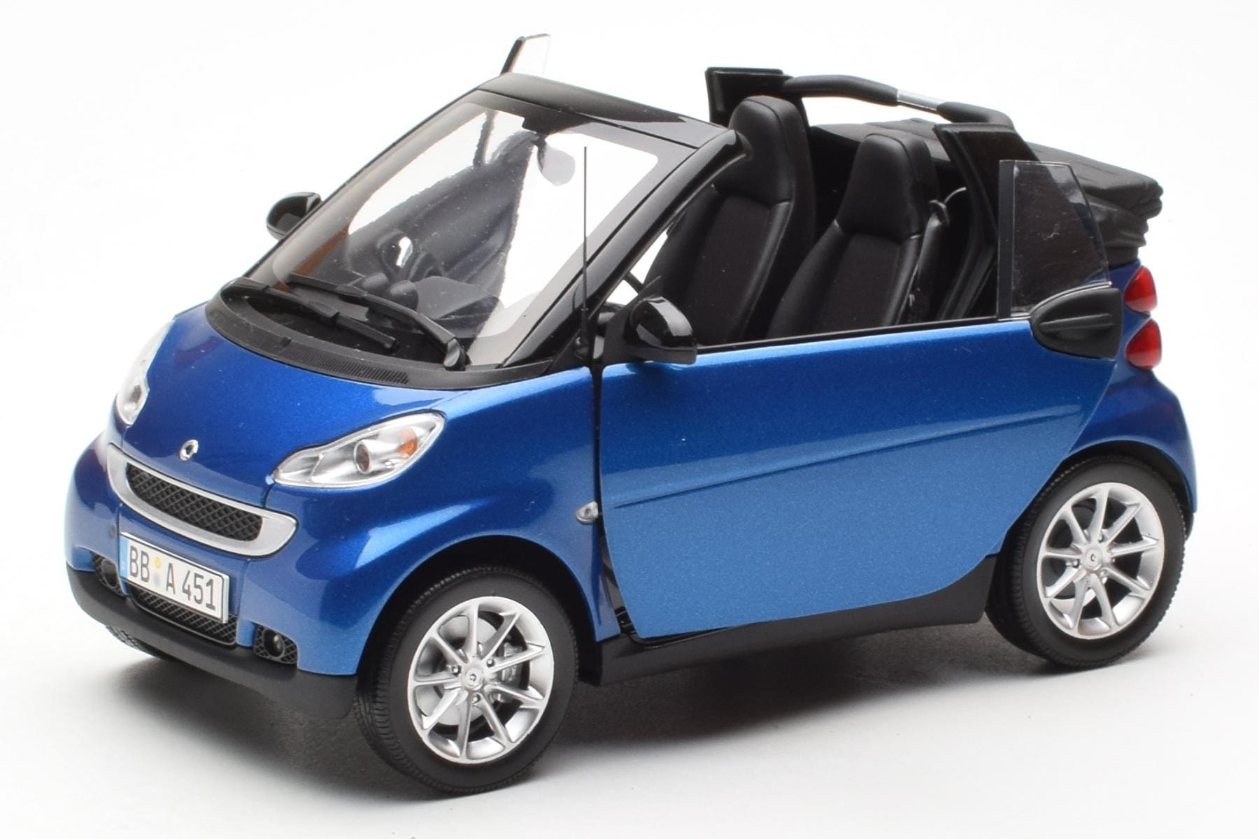 Smart Fortwo 451 Cabrio Blue & Black Minichamps 1:18 150036330 Diecast - image 2 of 8