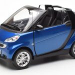 Smart Fortwo 451 Cabrio Blue & Black Minichamps 1:18 150036330 Diecast