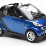 Smart Fortwo 451 Cabrio Blue & Black Minichamps 1:18 150036330 Diecast - image 6 of 8