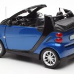 Smart Fortwo 451 Cabrio Blue & Black Minichamps 1:18 150036330 Diecast - image 7 of 8