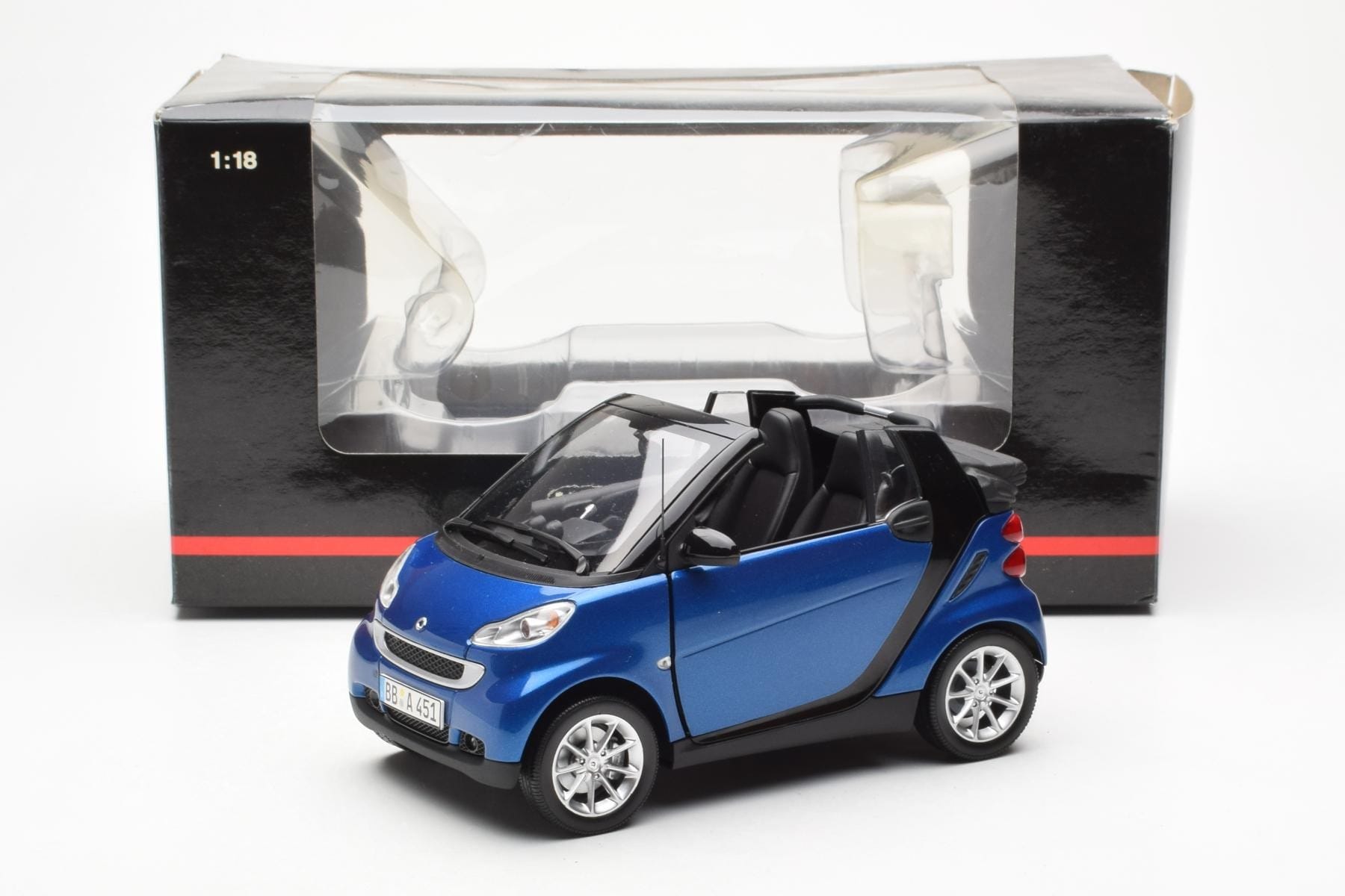 Smart Fortwo 451 Cabrio Blue & Black Minichamps 1:18 150036330 Diecast - image 8 of 8