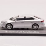 Toyota Avensis T270 Silver Minichamps 1:43 403166903 Diecast